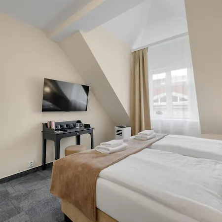 Отель Reverie - Dependance, Check-in At Metropolitan Star 3*