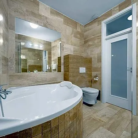 Otel Reverie - Dependance, Check-in At Metropolitan Star 3*