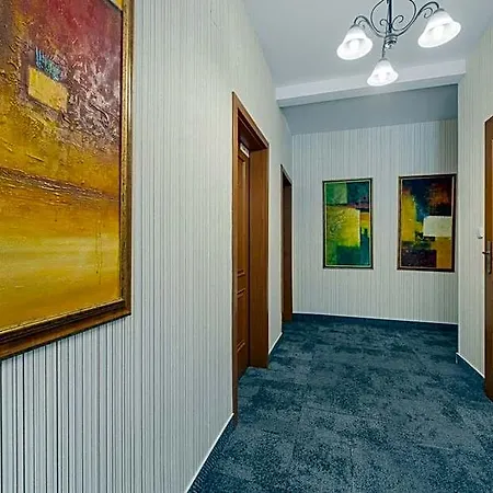 Otel Reverie - Dependance, Check-in At Metropolitan Star Bratislava