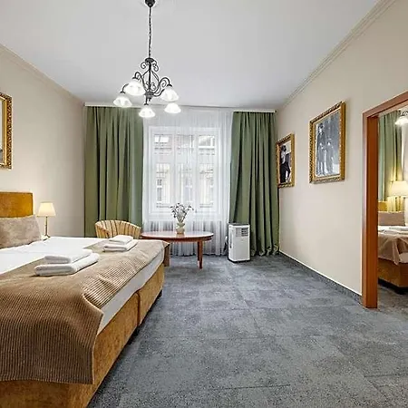 Reverie - Dependance, Check-in At Metropolitan Star 3* Bratislava