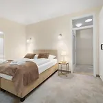 Reverie - Dependance, Check-in At Metropolitan Star Hotel Bratislava